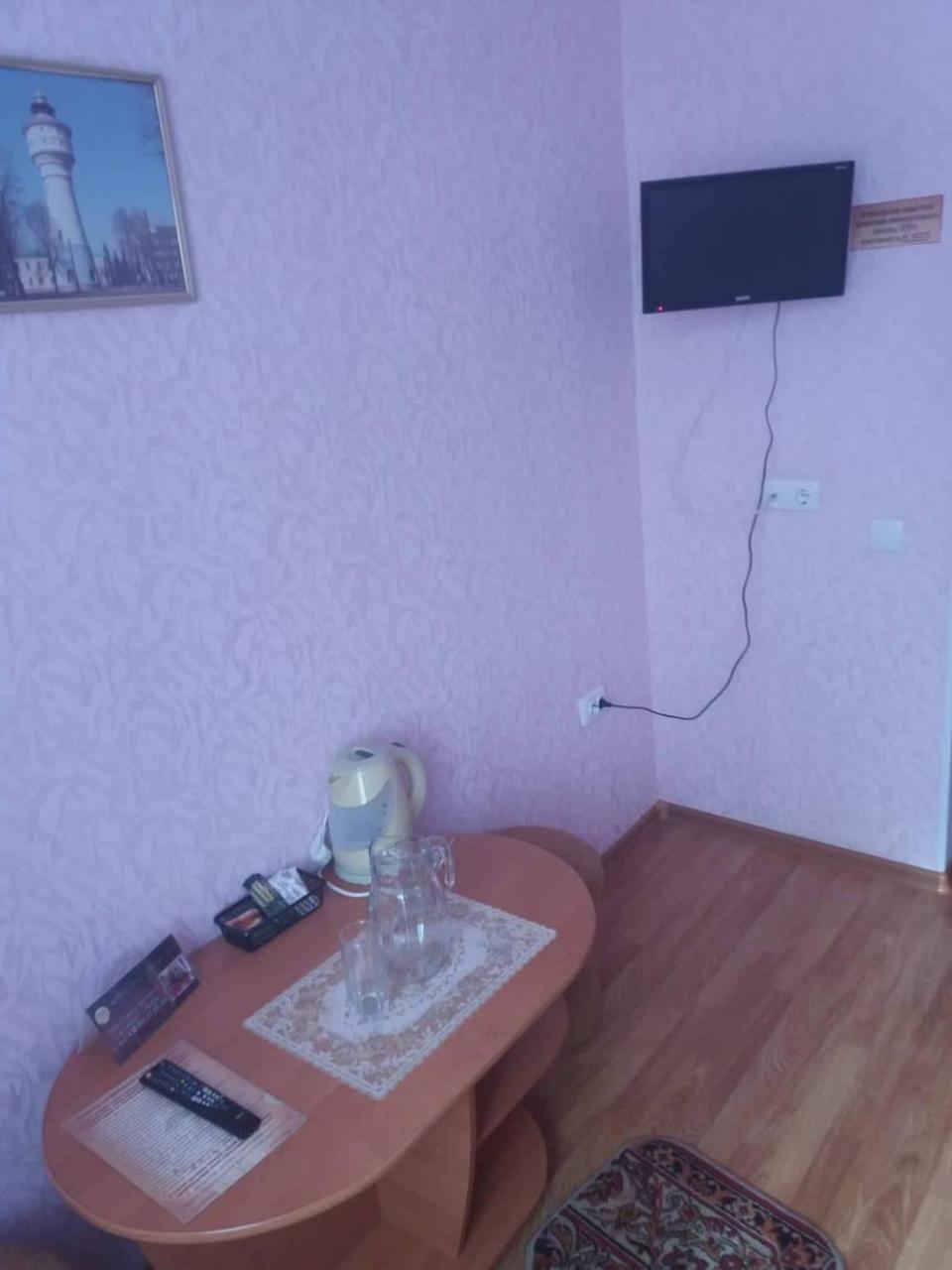 Отель Брама Hlukhiv Exterior foto